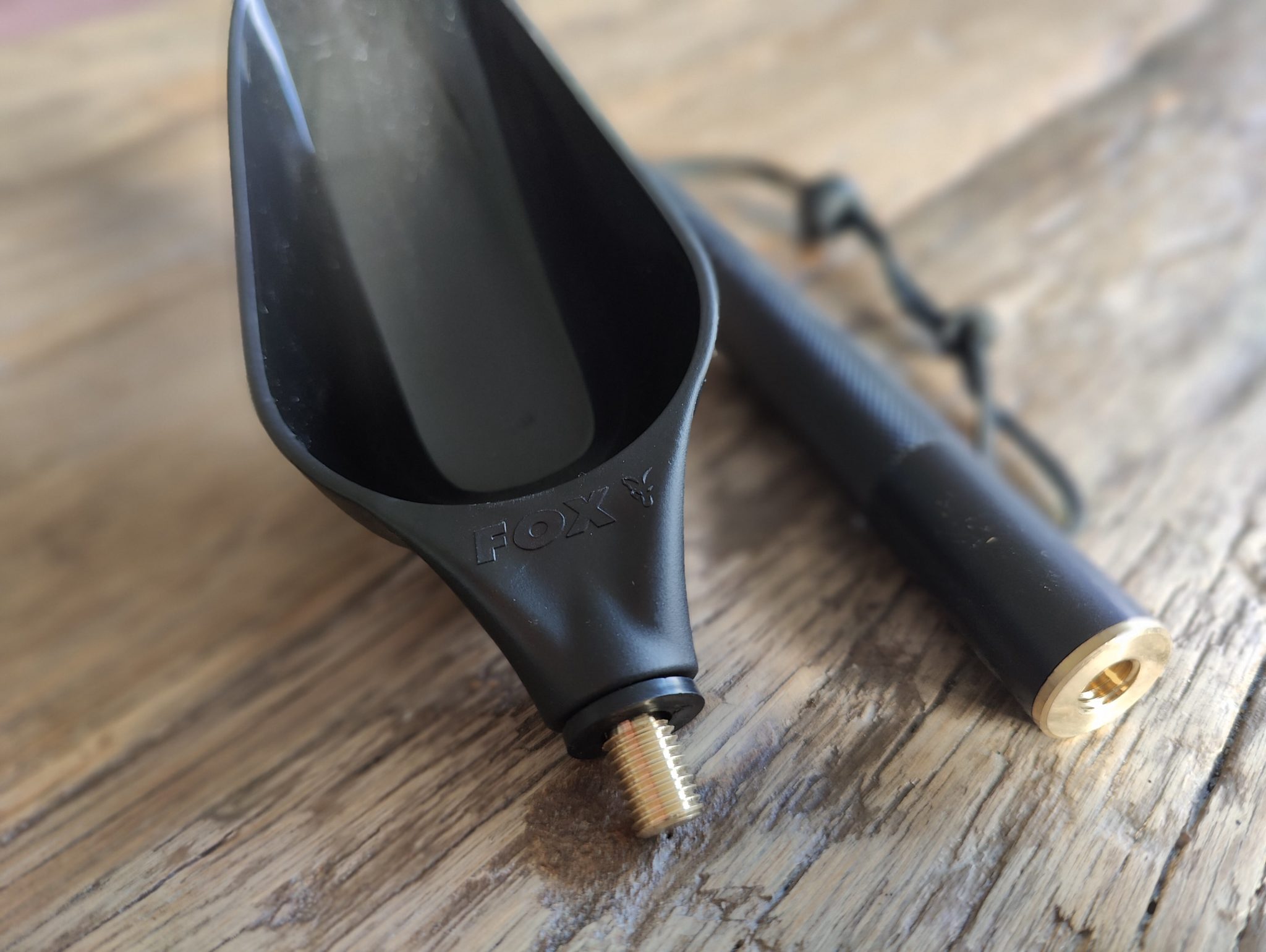 Lees meer over het artikel Voerschep Karper | Alles Wat Je Moet Weten!