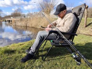 Lees meer over het artikel Karperstoel Kopen? Bekijk Hier De Allerbeste Karperstoelen!